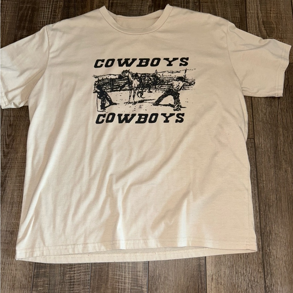 Men's Cream Graphic T-Shirt